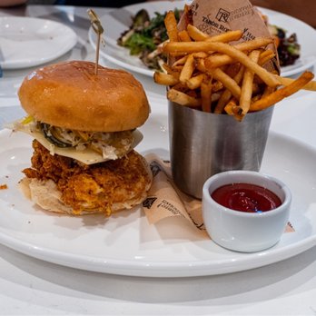 Agricola - Crispy Chicken Sandwich - New American Near Me - Morristown, New Jersey