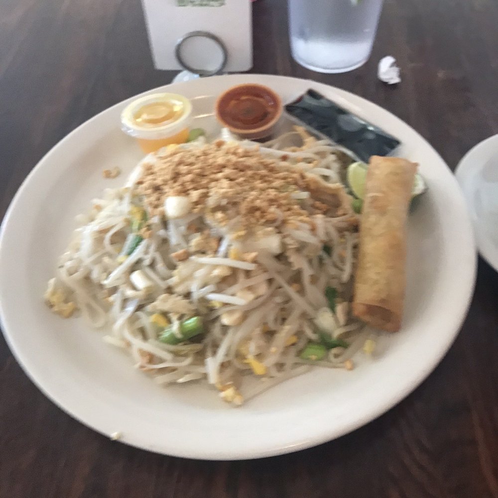 Thai House2 Restaurant - Pad Thai - Thai Near Me - San Antonio, Texas