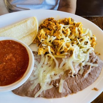 Kihei Caffe Lahaina - Chorizo and scrambled eggs - Breakfast & Brunch Near Me - Lahaina, Hawaii Kihei Caffe Lahaina - Chorizo and scrambled eggs - Breakfast & Brunch Near Me - Lahaina, Hawaii