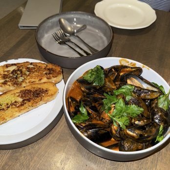 etta - Blue Mussels - New American Near Me - Scottsdale, Arizona etta - Blue Mussels - New American Near Me - Scottsdale, Arizona