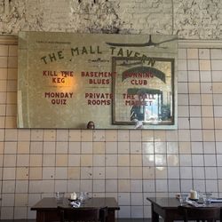 The Mall Tavern - Inside