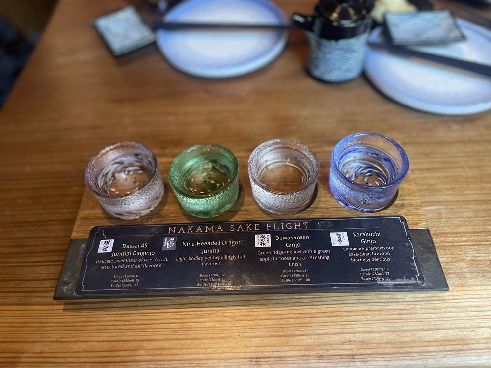 NAKAMA Sushi Logo