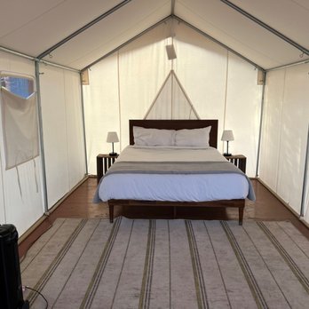 Wildhaven - Queen size bed and plenty of room for 2 people! - Campgrounds Near Me - Healdsburg, California Wildhaven - Queen size bed and plenty of room for 2 people! - Campgrounds Near Me - Healdsburg, California