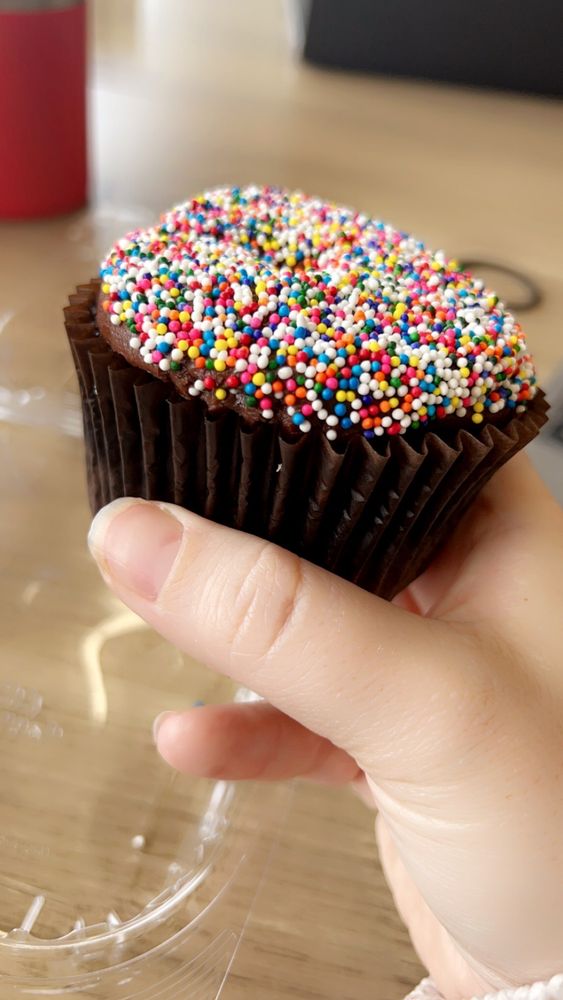 Antoinette Baking Logo