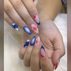 Trending nails by Eric