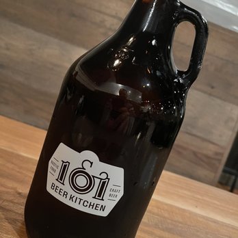 101 Craft Kitchen - Water jug - New American Near Me - Dublin, Ohio 101 Craft Kitchen - Water jug - New American Near Me - Dublin, Ohio