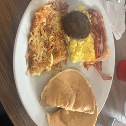 Knife & Fork Restaurant - Deluxe bfast special (half of it!)