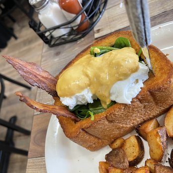 Eggscellent - Eggsquisite - Explicit Box - Breakfast & Brunch Near Me - Las Vegas, Nevada