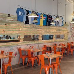 CM2 Pizzeria & Bakeshop - Inside