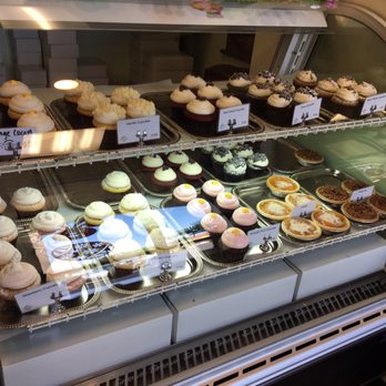 Chiffonos Bakery - Cupcakes - Bakeries Near Me - Fresno, California Chiffonos Bakery - Cupcakes - Bakeries Near Me - Fresno, California