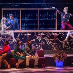 Opera Omaha's Così fan tutte - To the dark corners...