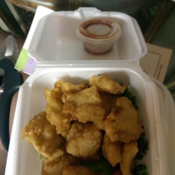 Houa Khong Restaurant - I orderedthe fried calamari and kid u not this is what i got for 6.95 r u serious about this? Total rip off - Thai Near Me - Merced, California Houa Khong Restaurant - I orderedthe fried calamari and kid u not this is what i got for 6.95 r u serious about this? Total rip off - Thai Near Me - Merced, California