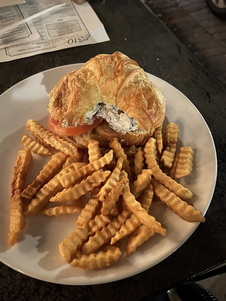 310 PARK SOUTH - 394 Photos & 352 Reviews - 310 S Park Ave, Winter Park