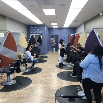 Great Clips - Inside Environment - Hair Salons Near Me - Pomona, California