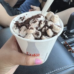 Snowstorm with brownie & cookie dough Snowstorm with brownie & cookie dough