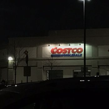 Bloomfield Town Square - Costco Warehouse - Shopping Centers Near Me - Bloomfield Township, Michigan Bloomfield Town Square - Costco Warehouse - Shopping Centers Near Me - Bloomfield Township, Michigan