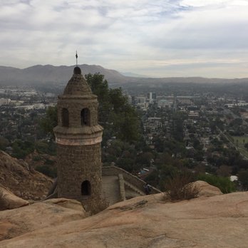 Mount Rubidoux Trail - VIEWS - Hiking Near Me - Riverside, California Mount Rubidoux Trail - VIEWS - Hiking Near Me - Riverside, California
