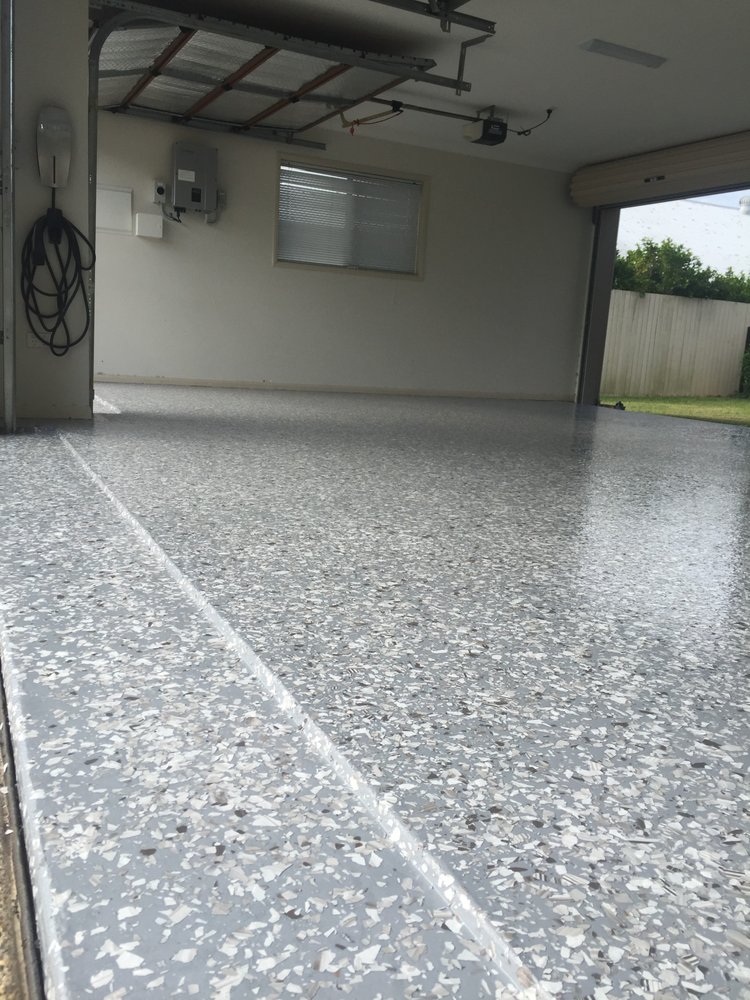 Triple Garage Floor Finished In Light Grey Flake Epoxy In Fig Tree