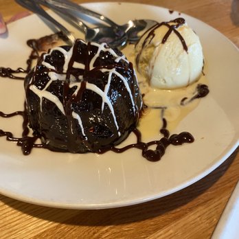 Applebee's Grill + Bar - Dessert time - Sports Bars Near Me - Camarillo, California