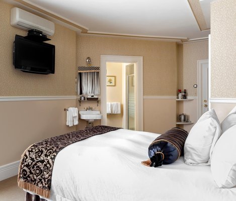 Abigail's Hotel by null