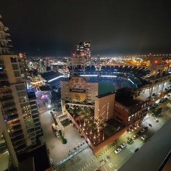 ALTITUDE Sky Lounge - Beautiful - Lounges Near Me - San Diego, California