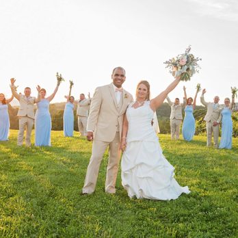CULTIVATE designory - summer wedding bouquets - Florists Near Me