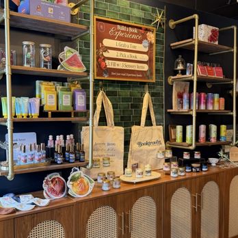 Authentic Books - Build a book - Bookstores Near Me - Orlando, Florida Authentic Books - Build a book - Bookstores Near Me - Orlando, Florida
