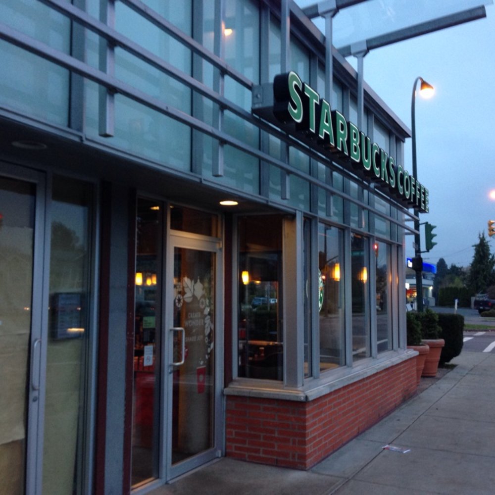 Starbucks - Entrance to Starbucks on Macdonald & 16th. - Coffee & Tea Near Me - Vancouver, British Columbia