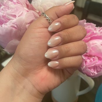 Shine Nail Art - Dip manicure French chrome - Nail Salons Near Me - Buena Park, California Shine Nail Art - Dip manicure French chrome - Nail Salons Near Me - Buena Park, California