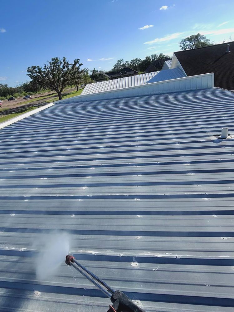 Slide of BD Commercial Roofing