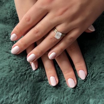 Hi-End Nail Spa - Gel Color: Coral Castle, FL with white pearl chrome powder - Nail Salons Near Me - Los Angeles, California