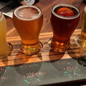 Maggie McFly's | Springfield - Flight - American Near Me - Springfield, Virginia