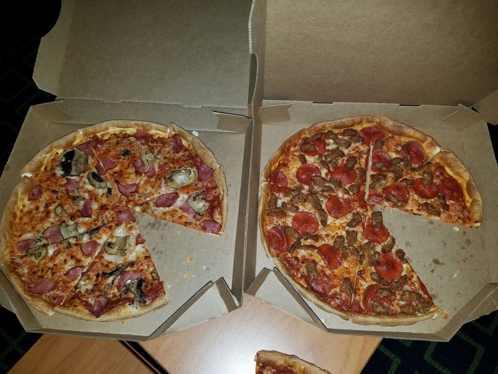 PIZZA HUT Updated August 2024 27 Reviews 585 Old Smizer Mill Rd, Fenton, Missouri Pizza