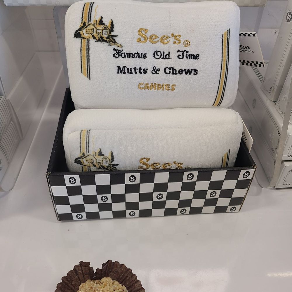 See's Candies - Chocolatiers & Shops Near Me - San Jose, California See's Candies - Chocolatiers & Shops Near Me - San Jose, California