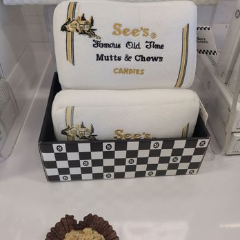 See's Candies - Chocolatiers & Shops Near Me - San Jose, California See's Candies - Chocolatiers & Shops Near Me - San Jose, California