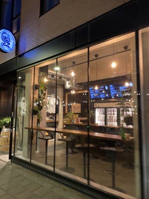 Dispensaire Microbrasserie // Dispensary Brewing Co. by null
