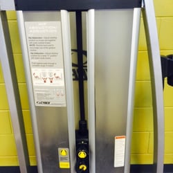 McLeod Mountainside Family YMCA - Love this two in one machine! :) Hip Abduction/Adduction