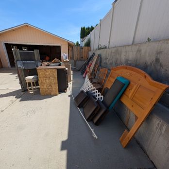 Cris's Junk Hauling and Services - Junk Removal & Hauling Near Me - Yakima, Washington Cris's Junk Hauling and Services - Junk Removal & Hauling Near Me - Yakima, Washington
