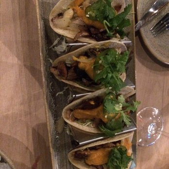 Moku Kitchen - Bulgogi tacos - Cocktail Bars Near Me - Honolulu, Hawaii