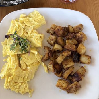 Cafe Amore - Scrambled eggs and potatoes - Breakfast & Brunch Near Me - Pawtucket, Rhode Island