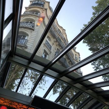 La Closerie des Lilas - Photo from outside covered brassiere - Brasseries Near Me - Paris, 75