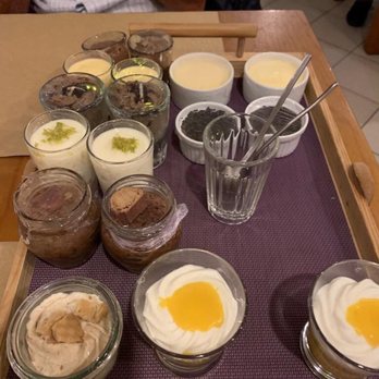 Taverna do 8 ó 80 - Dessert choices. - Tapas Bars Near Me - Nazaré, 20 Taverna do 8 ó 80 - Dessert choices. - Tapas Bars Near Me - Nazaré, 20