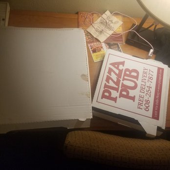 Pizza Pub - The big kahuna pizza vs a large - Pizza Near Me - Wisconsin Dells, Wisconsin
