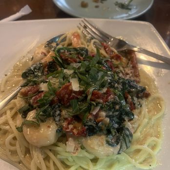 Petrini's San Diego - Tuscan shrimp pasta - Italian Near Me - San Diego, California Petrini's San Diego - Tuscan shrimp pasta - Italian Near Me - San Diego, California