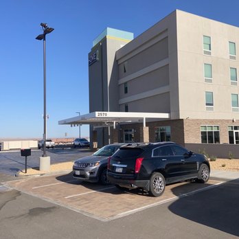 Home2 Suites by Hilton Barstow - Main Entrance - Hotels Near Me - Barstow, California Home2 Suites by Hilton Barstow - Main Entrance - Hotels Near Me - Barstow, California