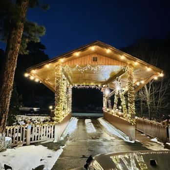 Castle Mountain Lodge - Hotels Near Me - Estes Park, Colorado Castle Mountain Lodge - Hotels Near Me - Estes Park, Colorado