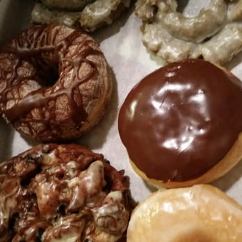 Kettle Glazed Doughnuts - Lemon blueberry fritter, Boston cream, vanilla blueberry old fashion, cream filled cronut, and vanilla bean glazed - Donuts Near Me - Hollywood, California
