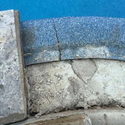 Crack on beam Crack on beam