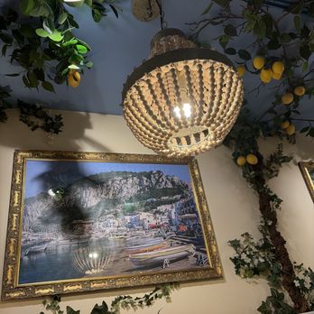 Buca di Beppo Italian Restaurant - Decor and beauty of this place was stunning - Italian Near Me - Encino, California
