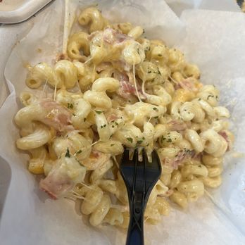Grater Grilled Cheese - Country Mac - American Near Me - San Diego, California Grater Grilled Cheese - Country Mac - American Near Me - San Diego, California